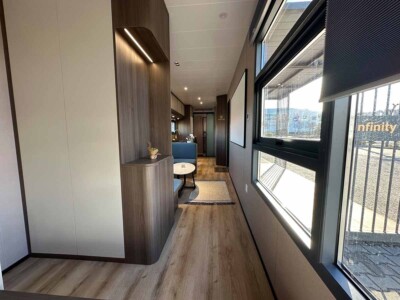 Mobilház - Infinity Cube - Konténerház előtér